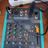 Mixer con microfono
