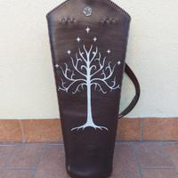 faretra da spalla in cuoio