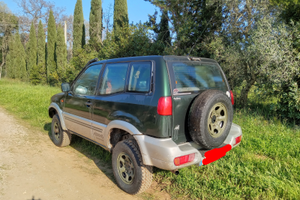 Nissan terrano 2