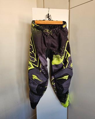 Pantaloni motocross FM Racing taglia 44 /

USA 28