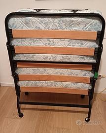 Brandina pieghevole letto una piazza con ruote