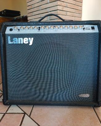 amplificatore per chitarra 