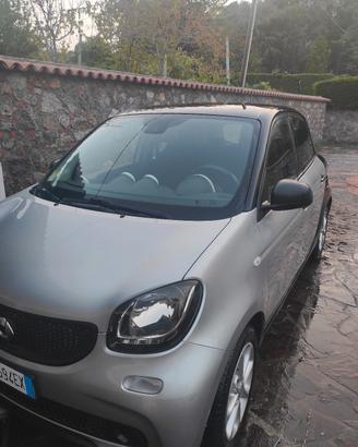 SMART FORFOUR OK NEOPATENTATI con SOLO 77000 km 