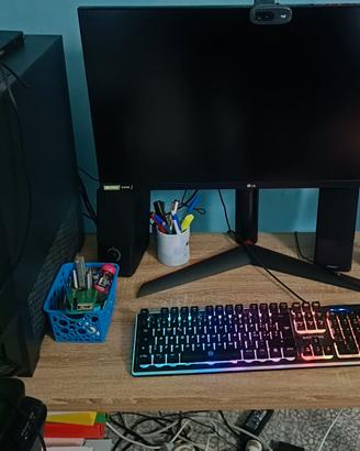 PC GAMING 2K COMPLETO + MONITOR (PRESTAZIONI TOP)