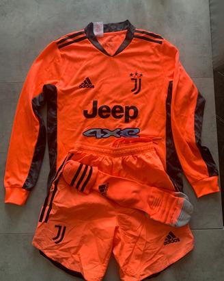Completo Juventus portiere