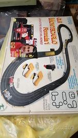 Pista per macchinine telecomandate