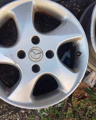 Set di 4 cerchi in lega da 15" per Ford e Mazda 