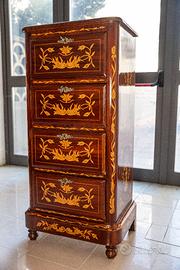 Mobile in legno massello intarsiato – Anni ’70