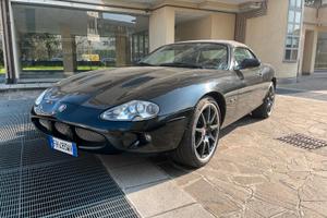 Jaguar XK XKR 4.0 Cabrio imm. 2000
