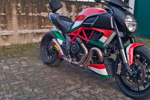 ducati diavel 