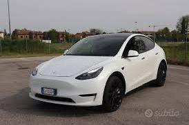 Tesla model y