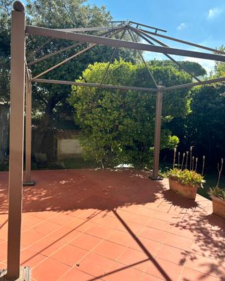 Gazebo con tende