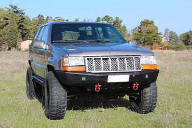 Jeep Grand Cherokee ZJ 5.9 V8
