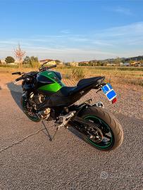 Kawasaki Z800 ABS 2015 A2 libretto