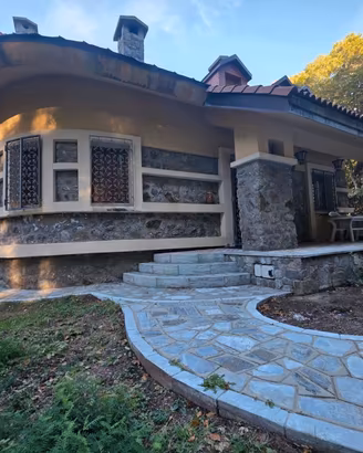 Villa Indipendente 200 Mq Con Giardino Gambarie