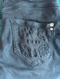 Pantaloni neri Patrizia pepe