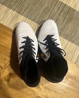 Scarpette da calcio phantom nike