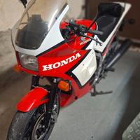 Honda VF 500