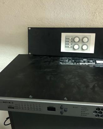 processore DSP AUDIO 8 in 8 out 4ch Yamaha MTX3