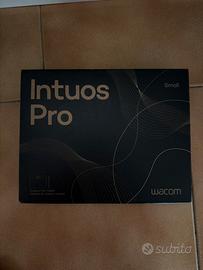 Wacom intuos pro