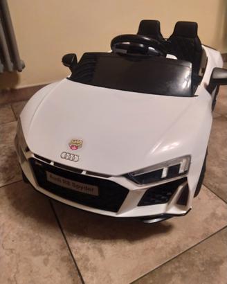 R8 spider telecomando e pedale , con ingresso USB.