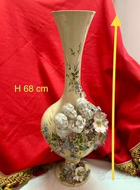 Vaso in ceramica decorato di fine 900