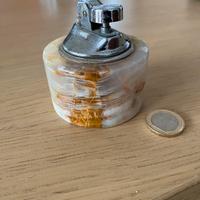 Accendino base in onice.