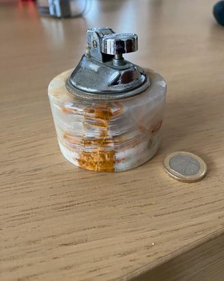 Accendino base in onice.