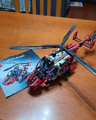 LEGO Technic 8068 Elicottero da soccorso