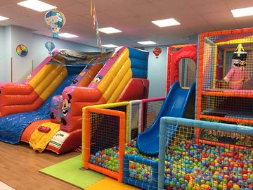 Ludoteca - Playground, Gonfiabile, Tavoli e Sedie