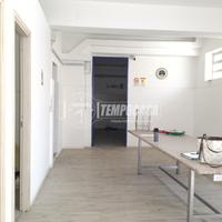 Locale Commerciale a Spadafora 6 locali