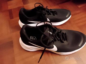 scarpe nike Revolution