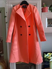 Cappotto soprabito Roberto Cavalli. Colore pesca.