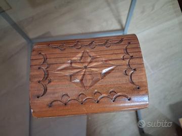 Scatola portagioie in legno