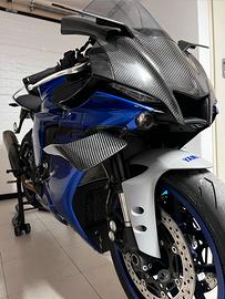 Yamaha R1 2020
