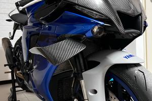 Yamaha R1 2020