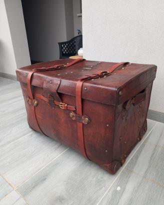 baule antico fine 800 in cuoio