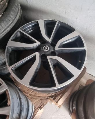 Cerchi lega Nissan 19"