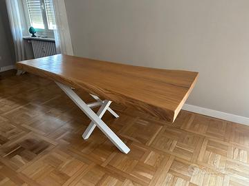 TAVOLO ARTIGIANALE IN ROVERE MASSELLO