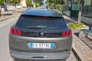 Peugeot 3008 1500 hdi 131cv