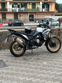 Voge 800 rally
