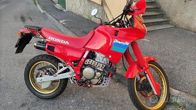 Honda NX 650 Dominator RD02 - 1990
