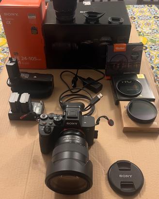 Sony Alpha 7 IV + kit