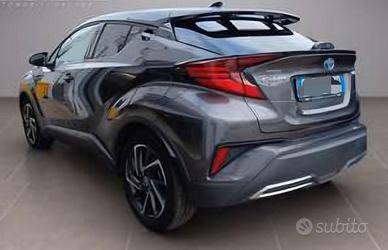 Toyota chr hybrid style+tech pack full optional 