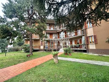 QUADRILOCALE CON POSTO AUTO COPERTO