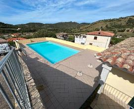 San Teodoro, residence con piscina