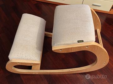 Sedia ergonomica Vevor in ginocchio