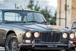 Jaguar xj6