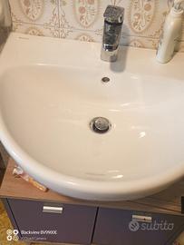 lavandino più miscelatore 80€