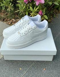 Nike Air Force 1 Bianche 41 Nuove con Scatola